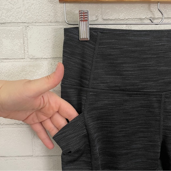 MONDETTA Black / Gray Heathered Side Pocket Leggings - Picture 4 of 12